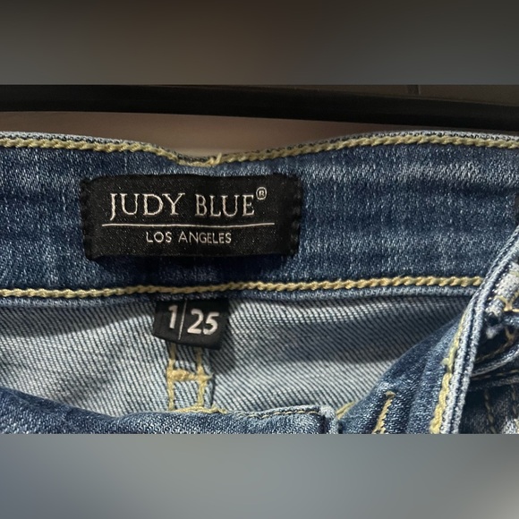 Judy Blue Women's Blue Boyfriend Fit Jeans size 25 - Picture 3 of 6